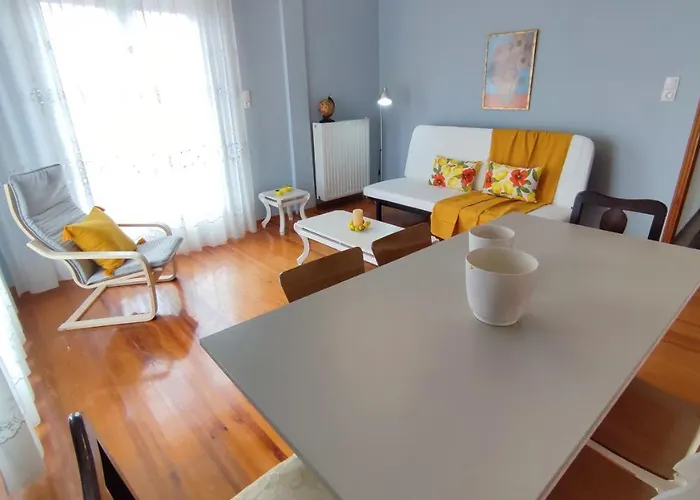 بيت للعطل Carpenter's House *